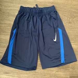 Boys NIKE dri-fit shorts size XL